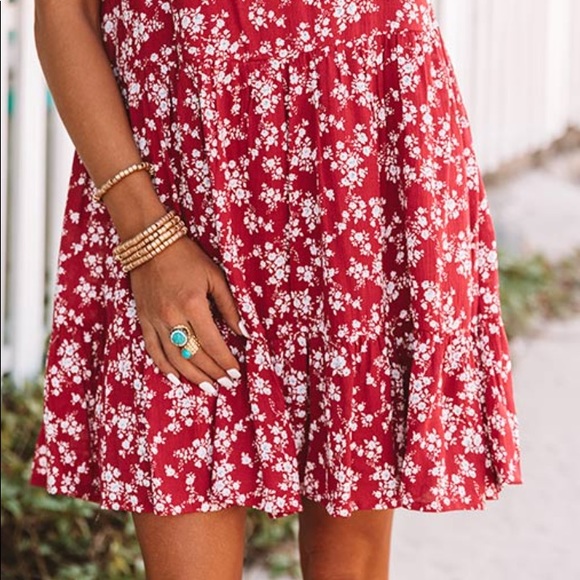 One shoulder floral red dress! - Picture 3 of 5